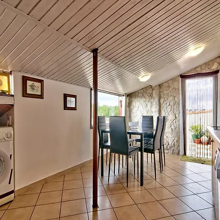 Apartmán Caus 396 *