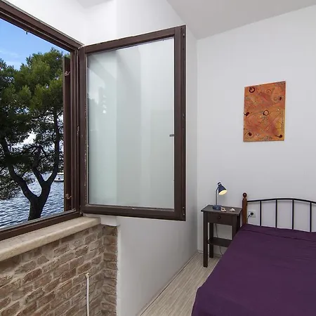 Apartment Caus 396